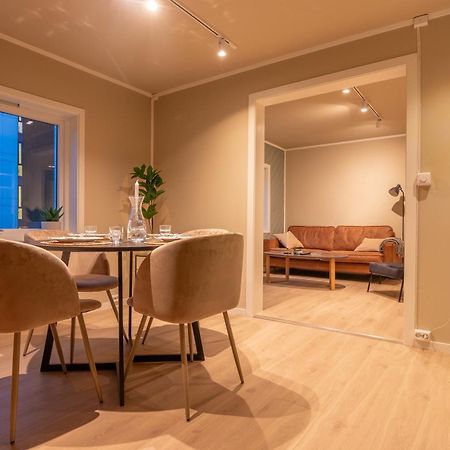 Cozy And Spacious Apartment In City Centre Tromsø Buitenkant foto